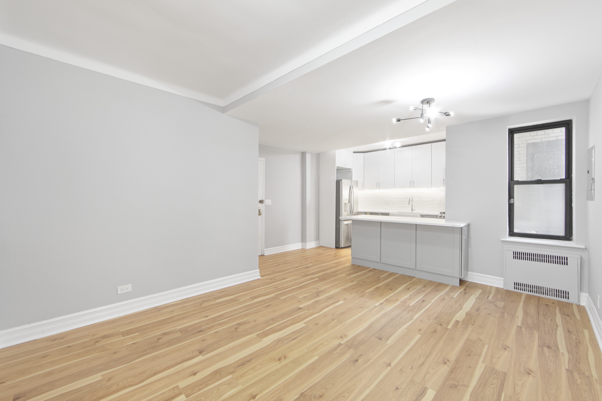 35-36 76th Street - room detail