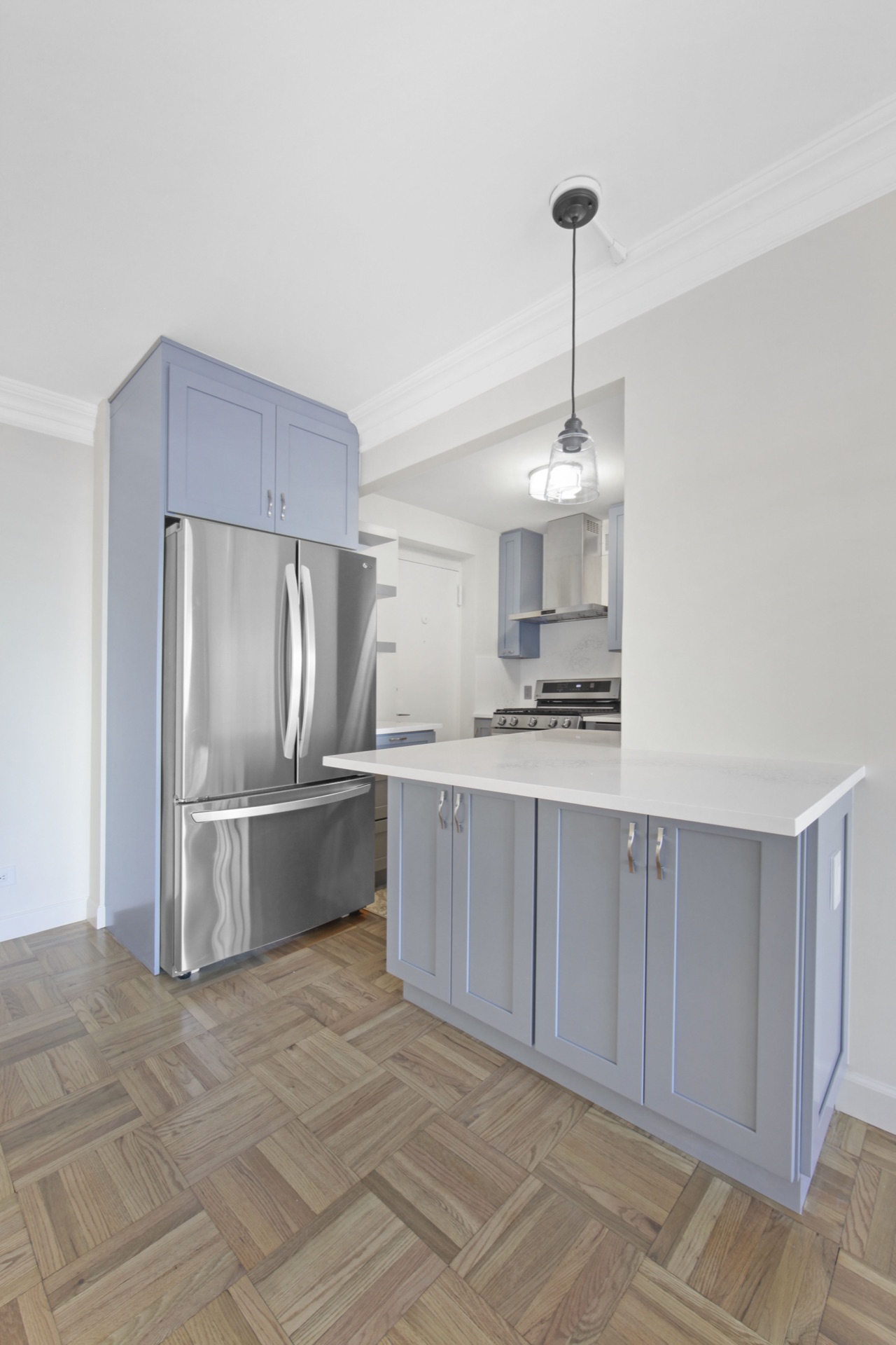 400 East 56 Street - room detail